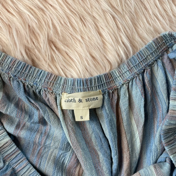 Cloth & Stone Top - Picture 5 of 6